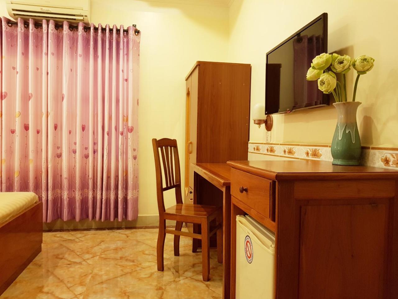 Fancy Guesthouse Пном Пен Екстериор снимка