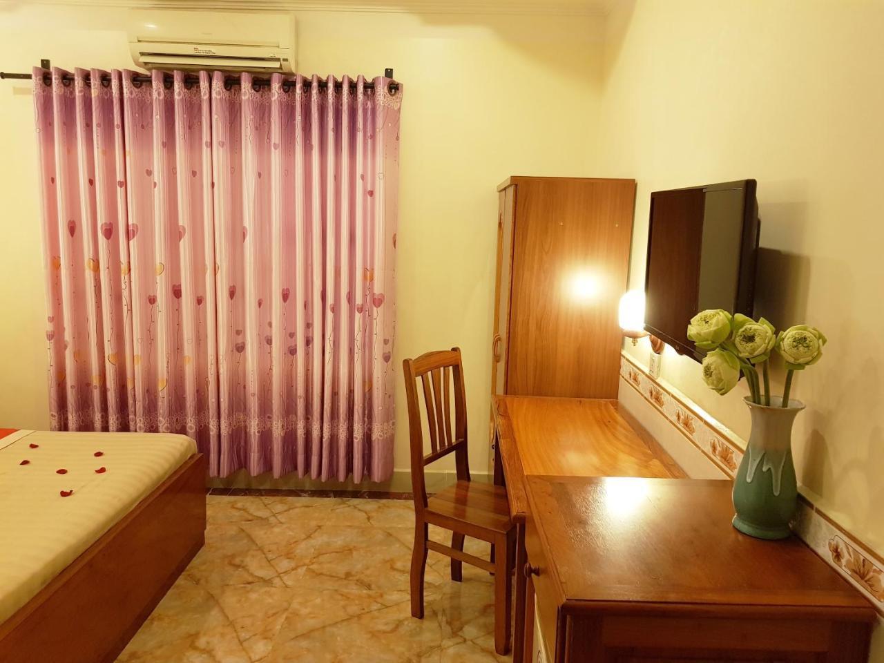 Fancy Guesthouse Пном Пен Екстериор снимка
